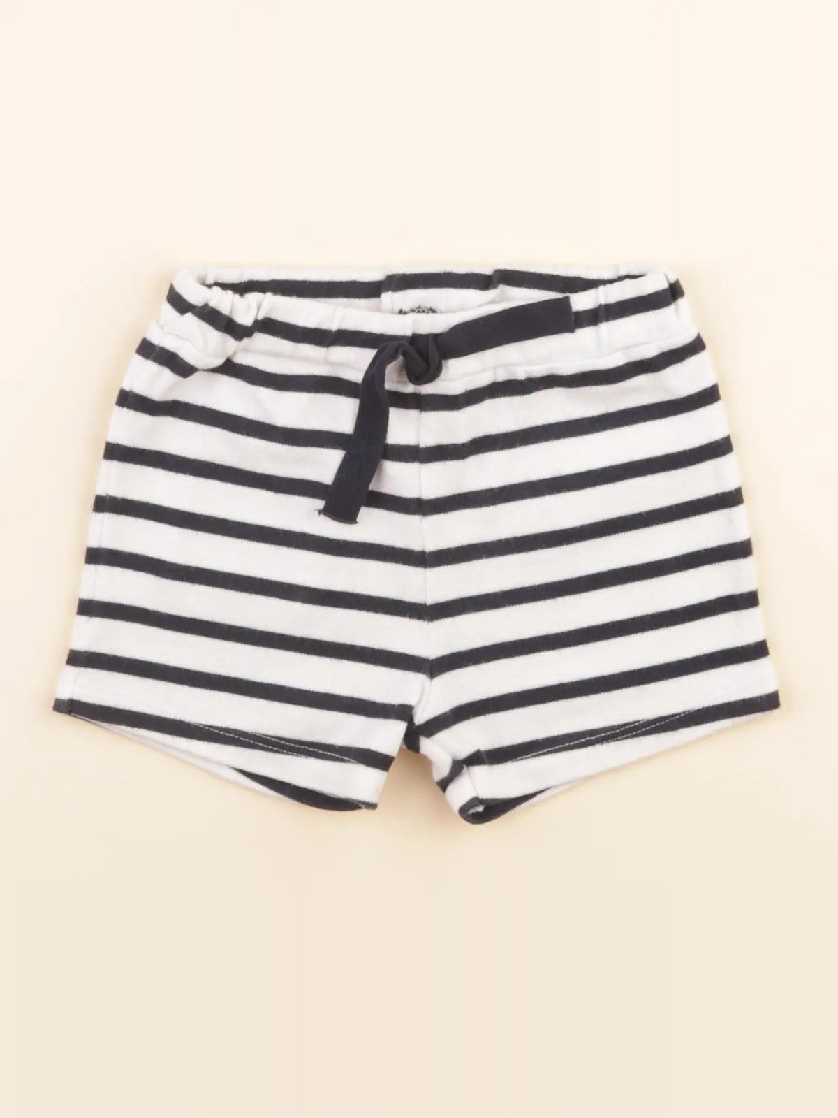 Short blanc, bleu