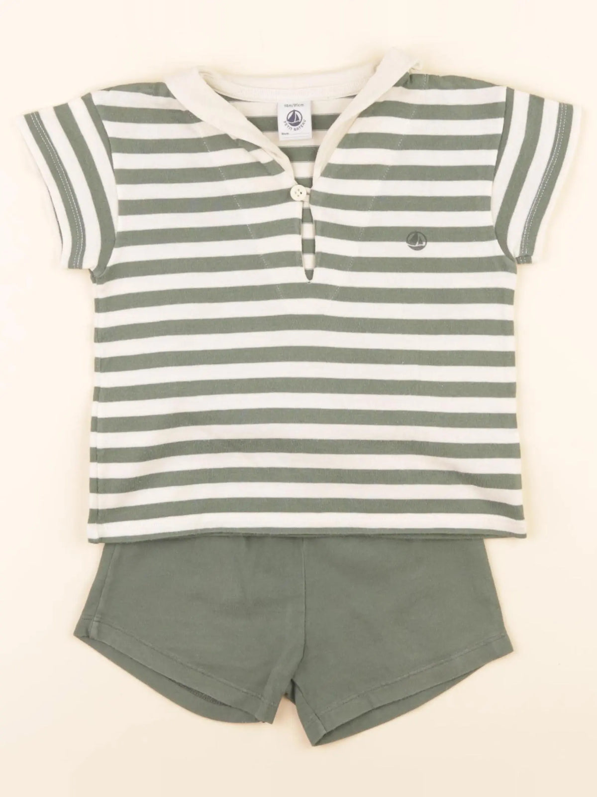 Ensemble vert