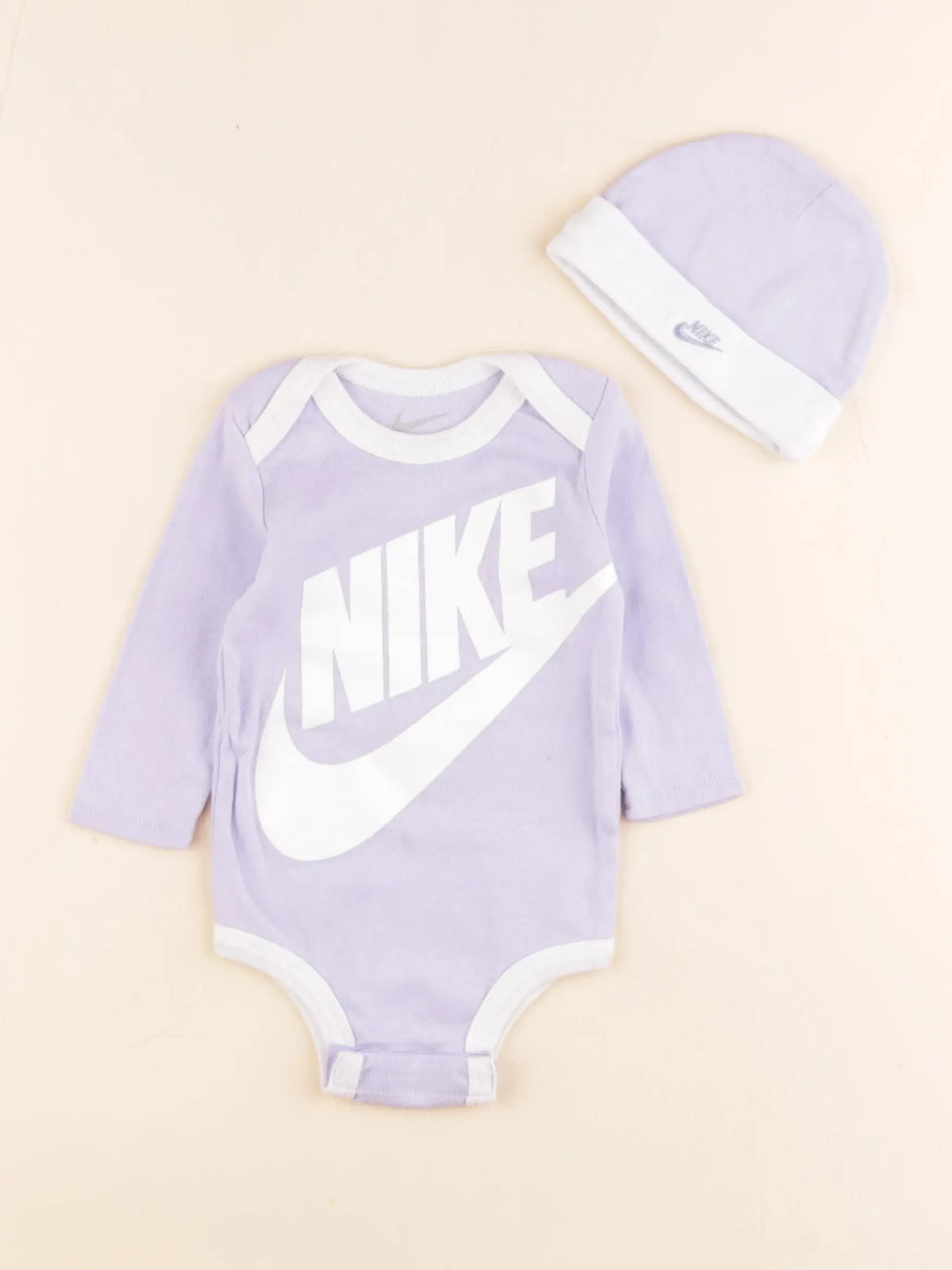 Nike - body violet - 0/6 mois