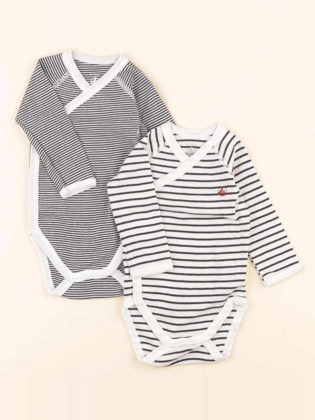 Petit Bateau - lot de 2 bodies en coton noir, blanc - 3 mois