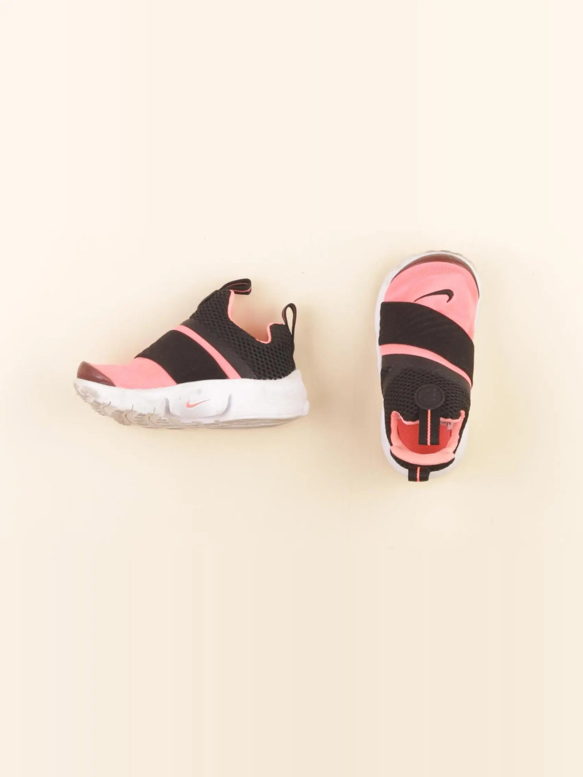 Nike - tennis élastiqué noir - pointure 25