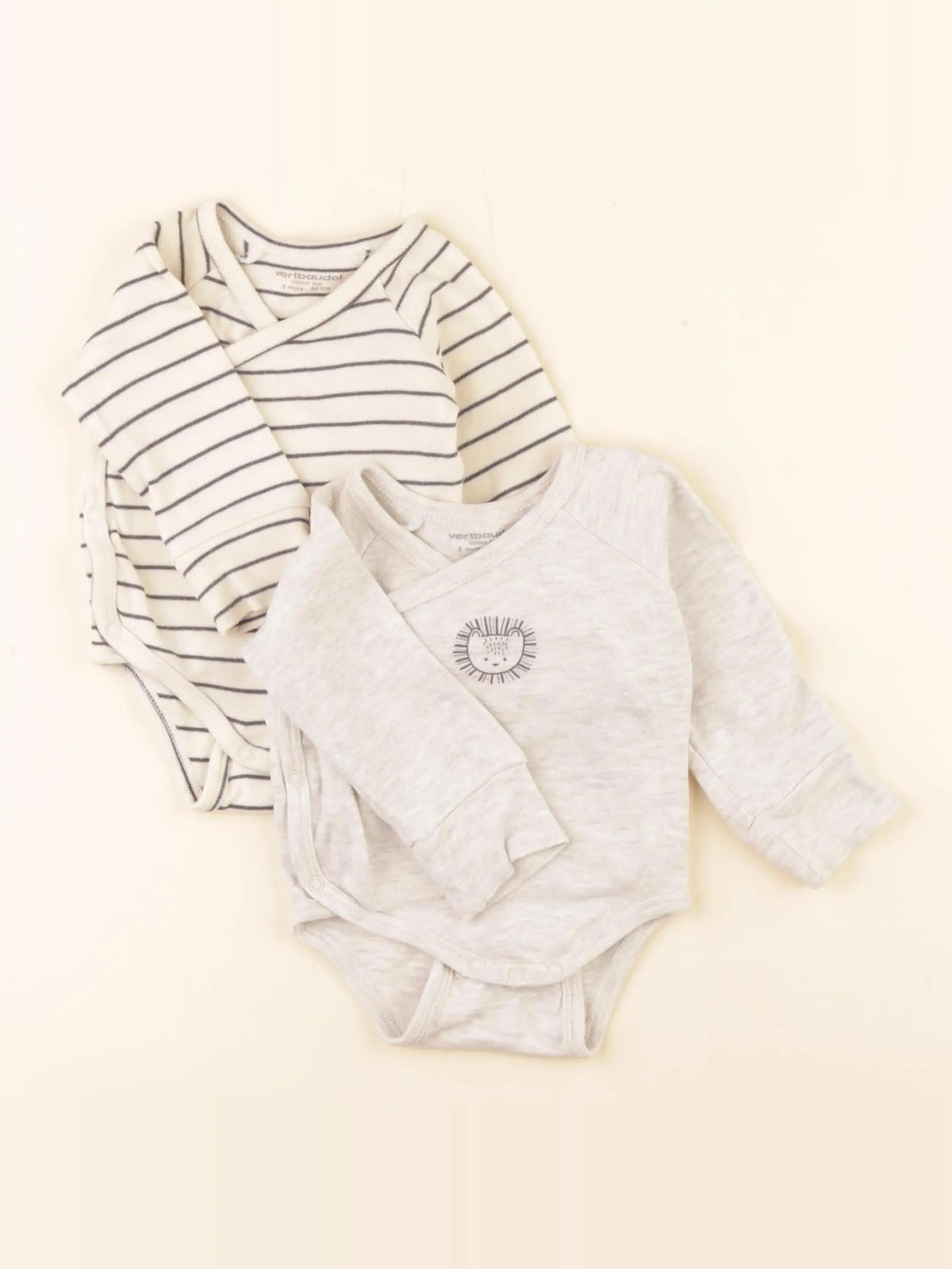Vertbaudet - lot de 2 bodies en coton gris, beige - 3 mois