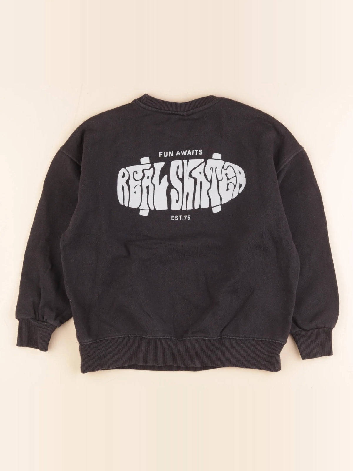 Zara - sweat noir - 8/9 ans