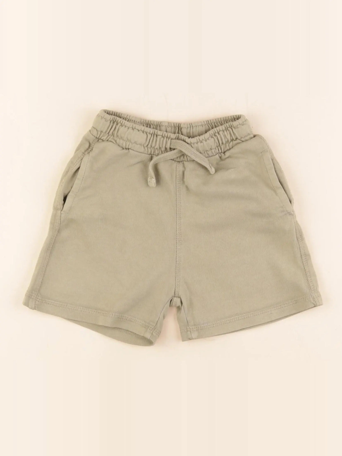 Zara - short vert - 4 ans