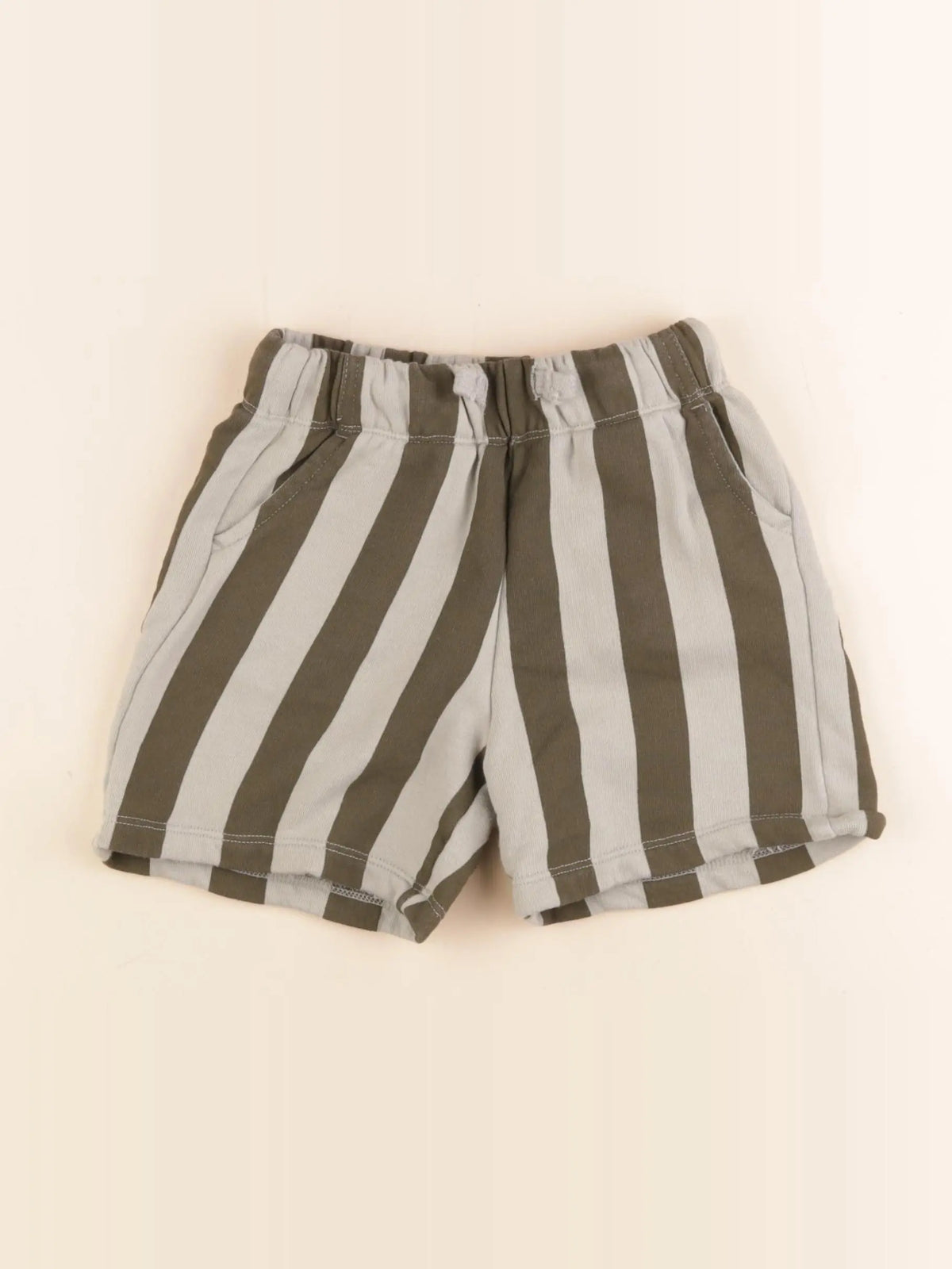 Zara - short vert - 4 ans