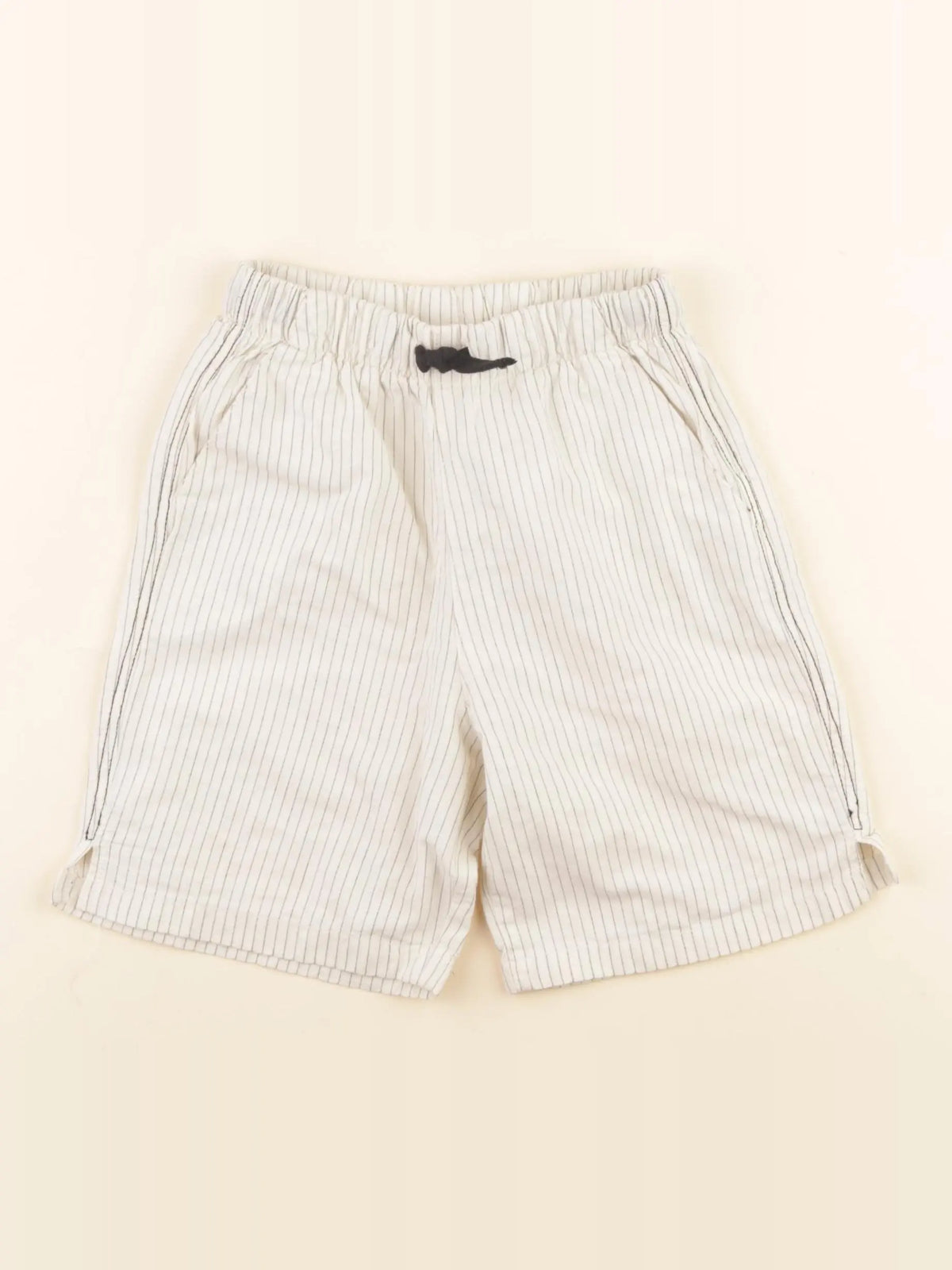 Zara - short beige - 4 ans