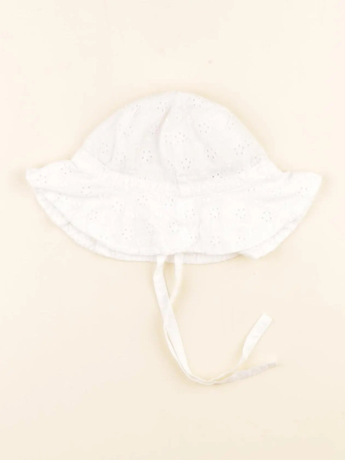 Petit Bateau - chapeau blanc - 3/6 mois