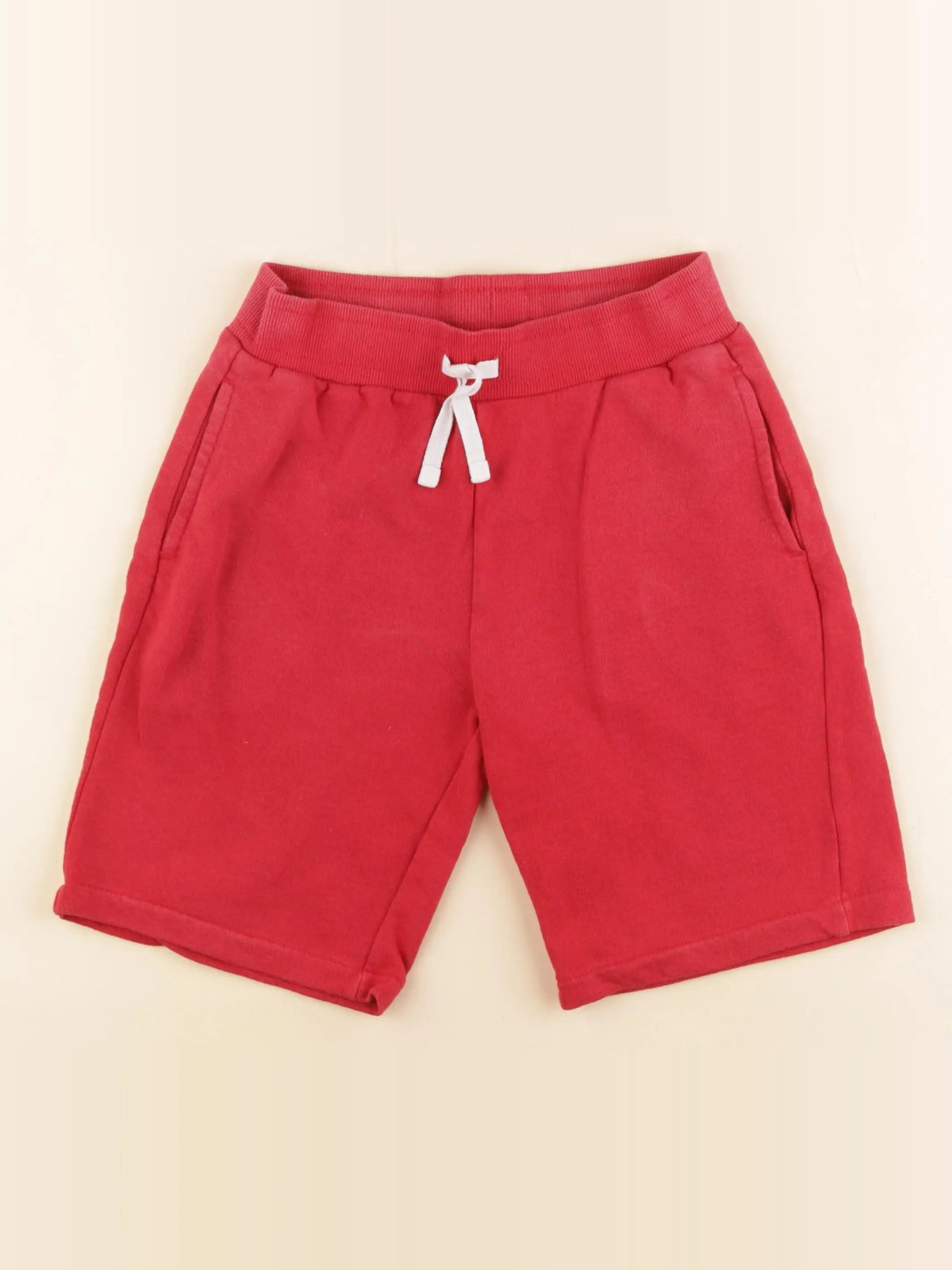 Vertbaudet - short rouge - 9 ans