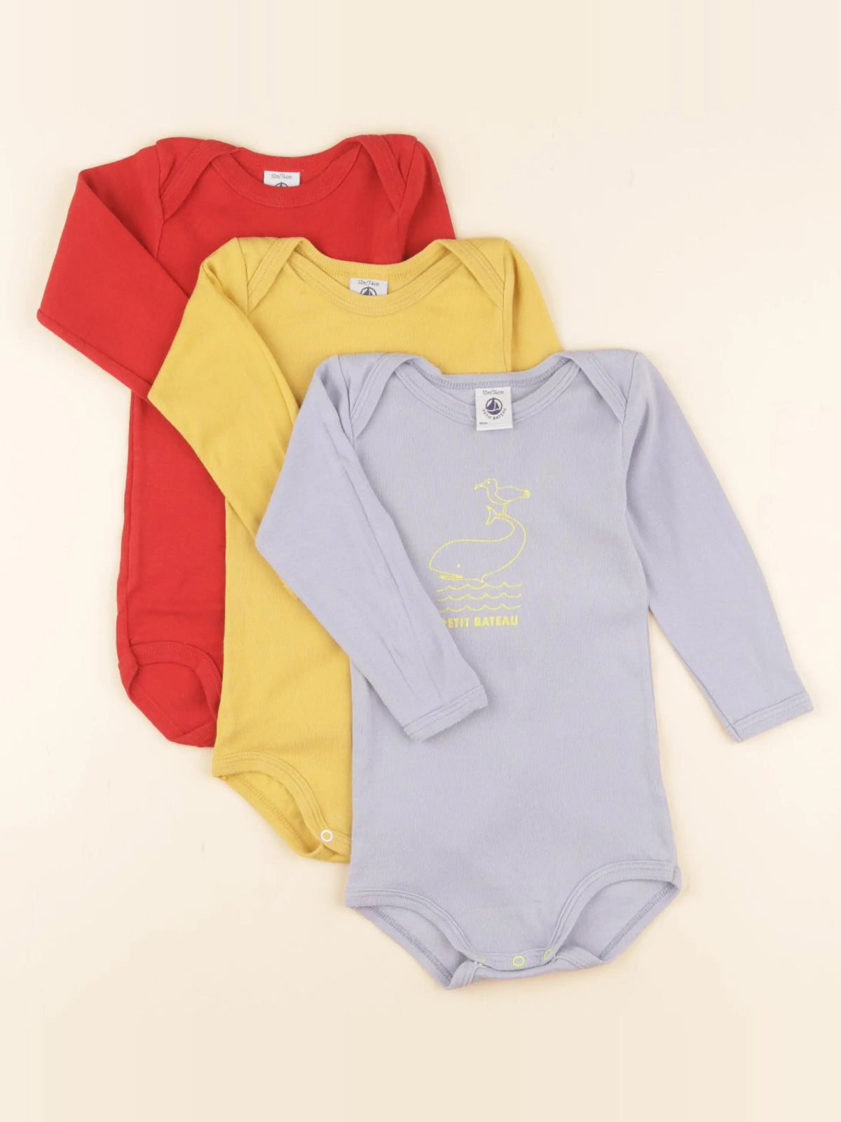 Petit Bateau - lot de 3 bodies en coton rouge, jaune, bleu - 12 mois