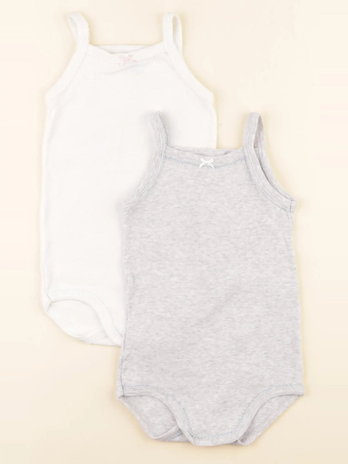 Petit Bateau - lot de 2 bodies en coton gris, blanc - 18 mois