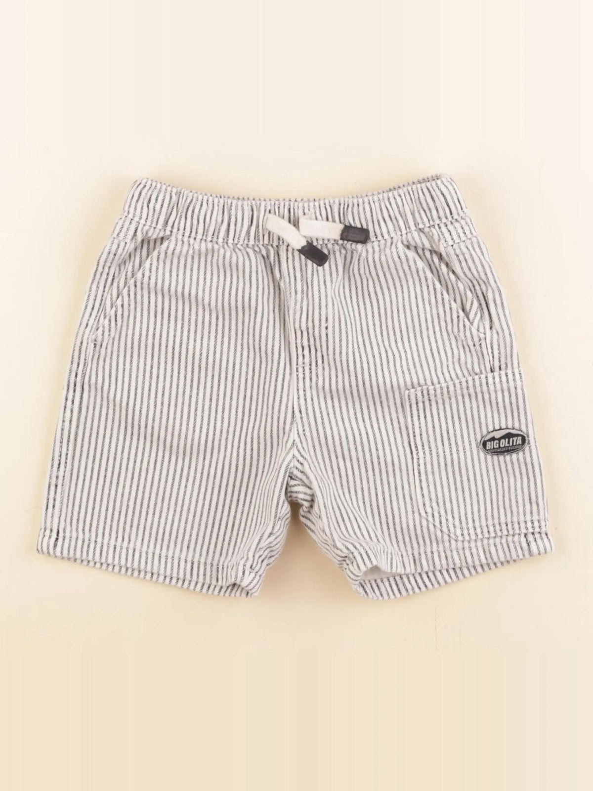 Zara - short beige - 18 mois