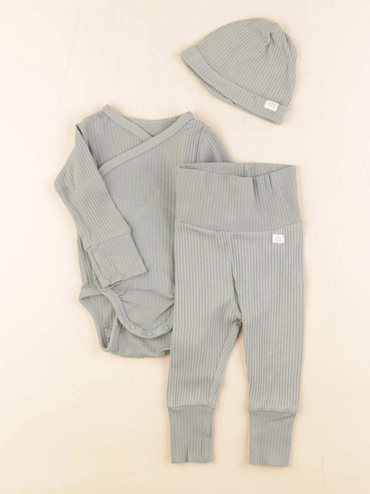 H&M - ensemble vert - 2/4 mois