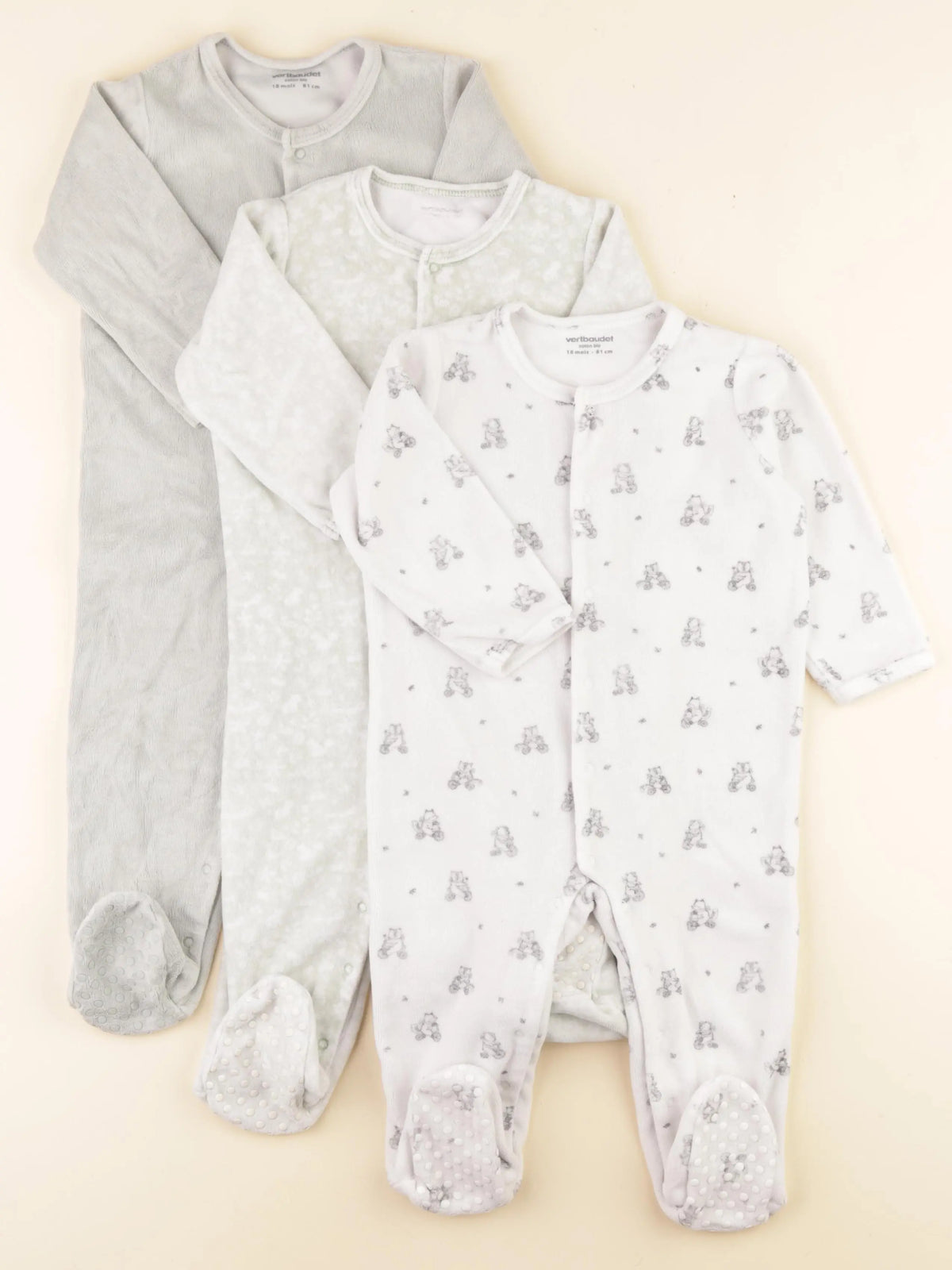 Vertbaudet - lot de 3 pyjamas vert - 18 mois