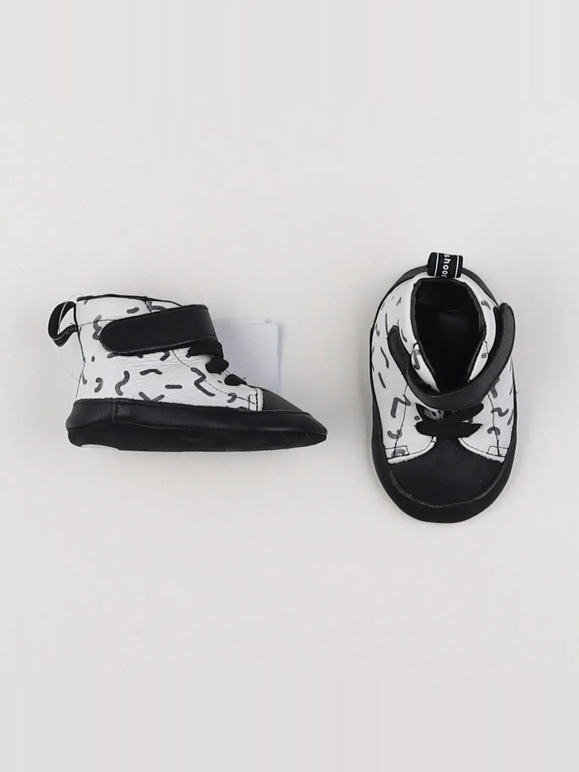 Shooshoos - chaussons noir, blanc - pointure 18/19