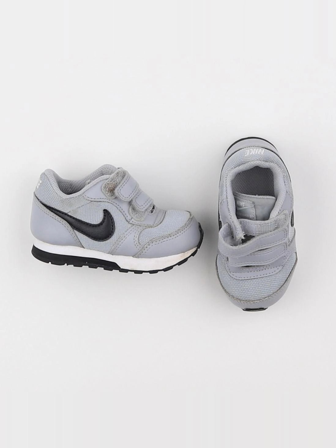 Nike - baskets gris - pointure 21