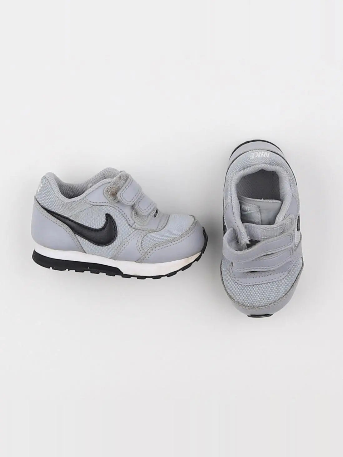 Nike - baskets gris - pointure 21