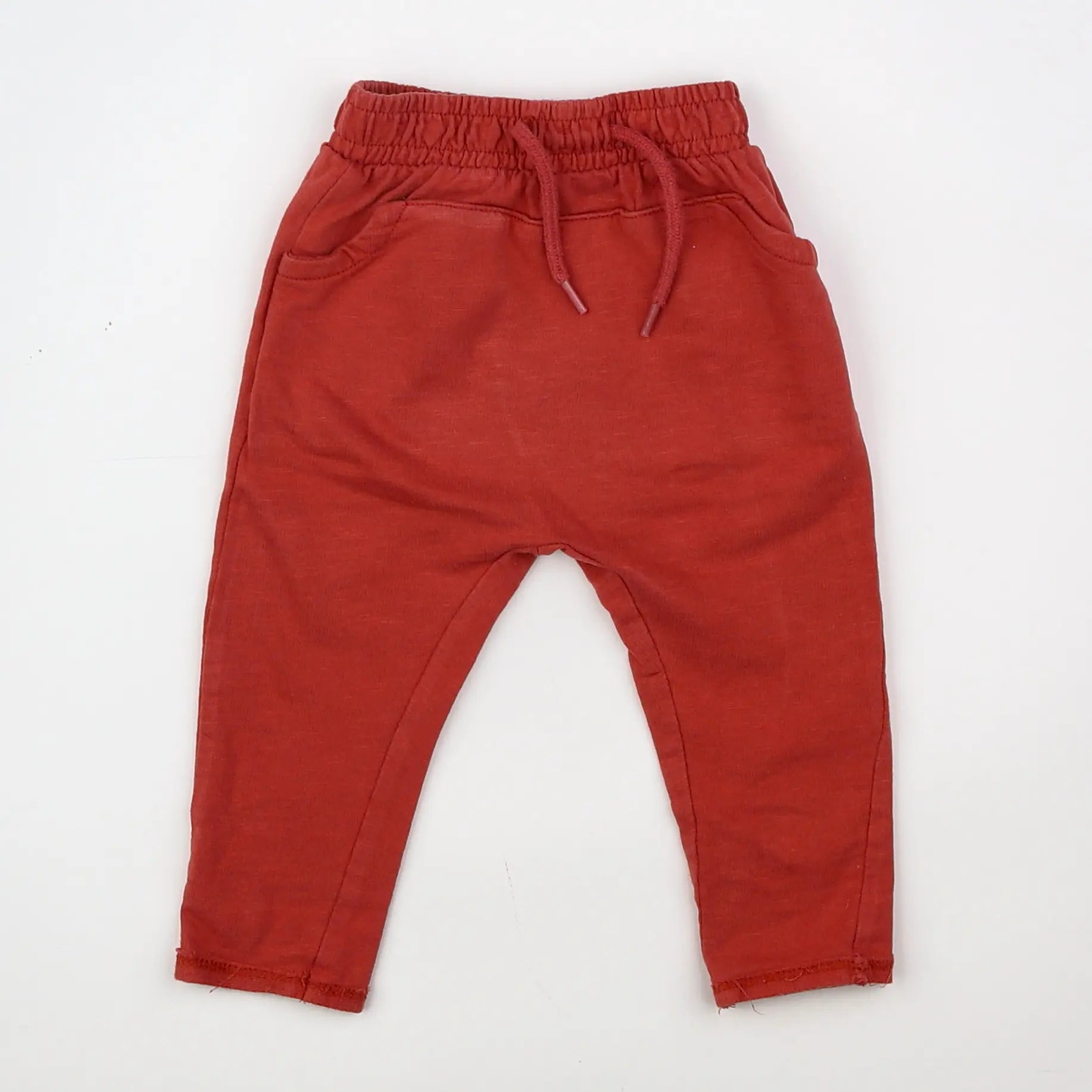 Vertbaudet - jogging rouge - 6 mois