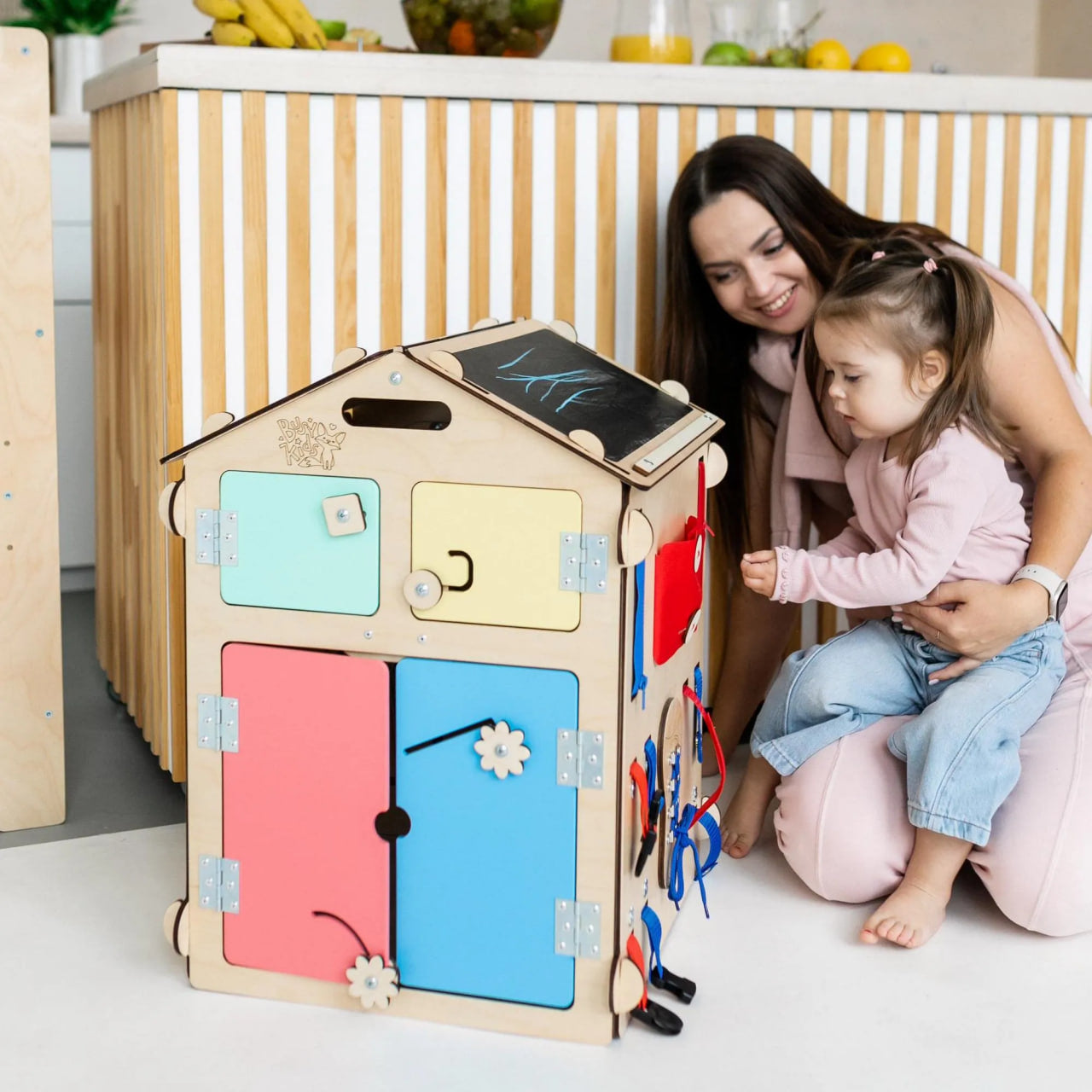 Ensemble - Busy board maisonnette natura et cube interactif