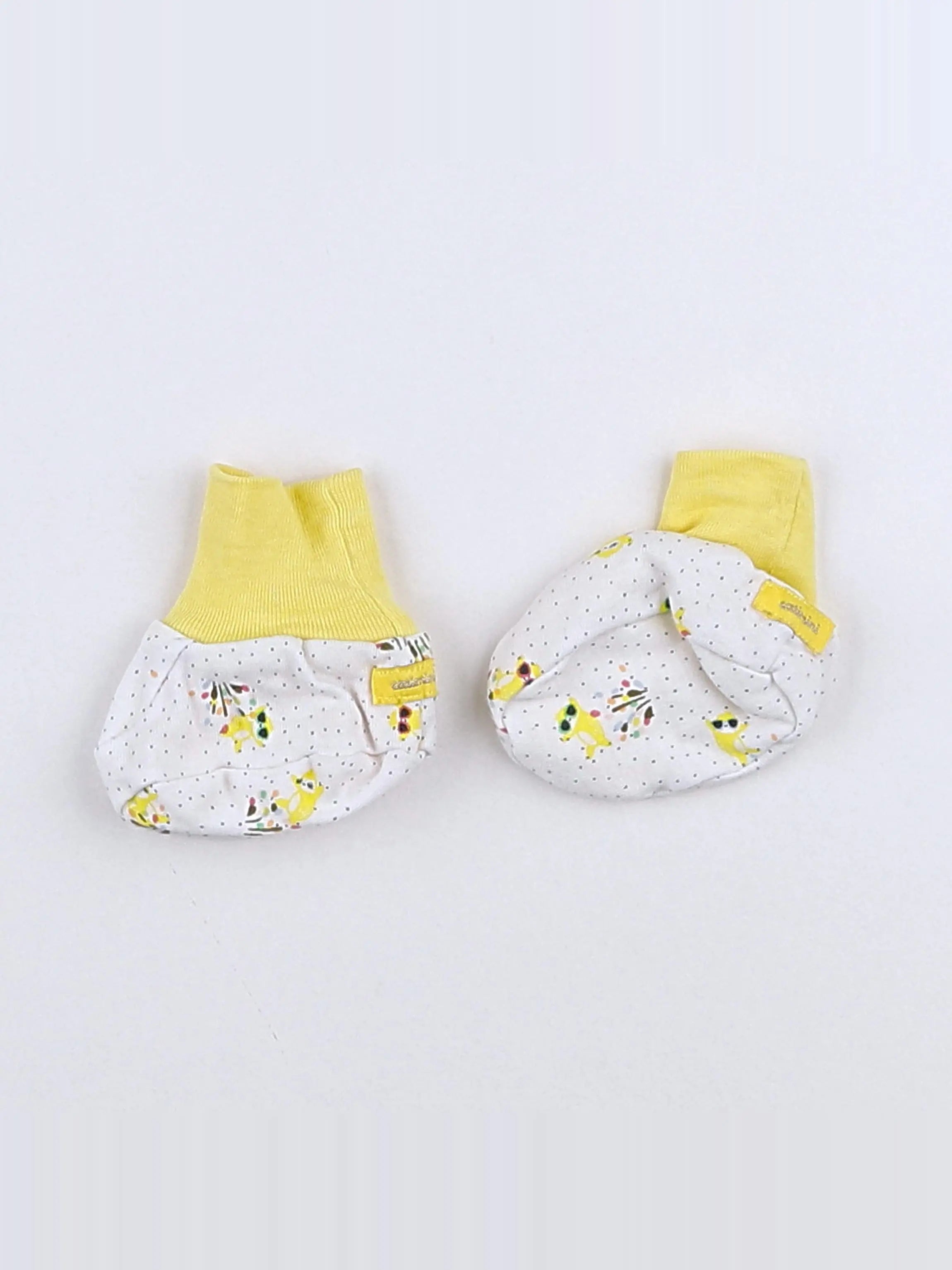 Catimini - chaussons jaune - pointure 16